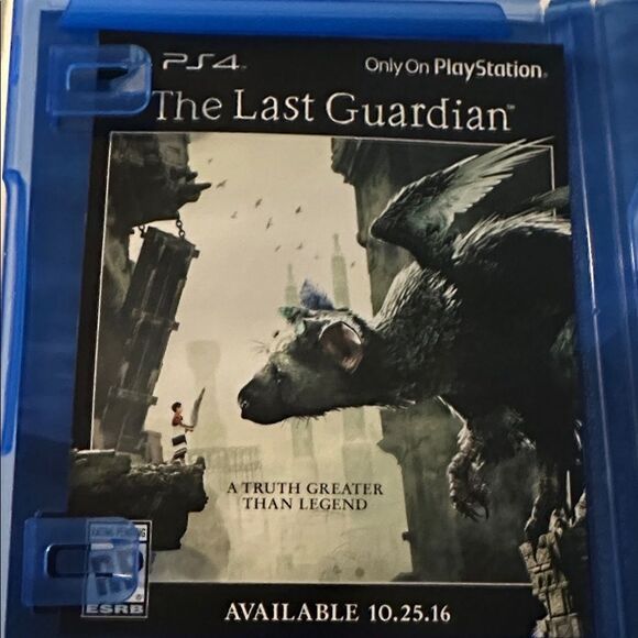 Uncharted 4: A Thief's End for PS4 - Blue Case - Picture 3 of 4